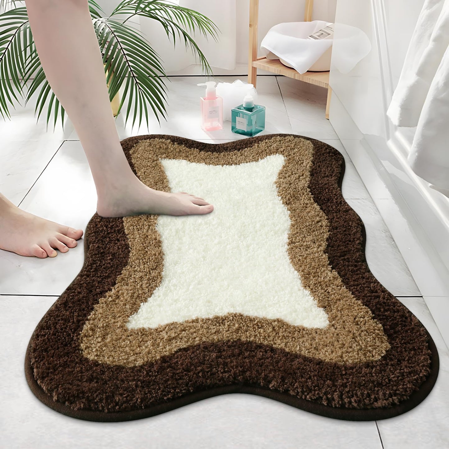 HAOCOO Washable Irregular Shape Bathroom Rugs, 18x25 inch Soft Non Slip Gradient Small Bath Mat, Microfiber Absorbent Bathroom Floor Mats Shower Rug for Bathroom Door Mat Sink Tub Shower